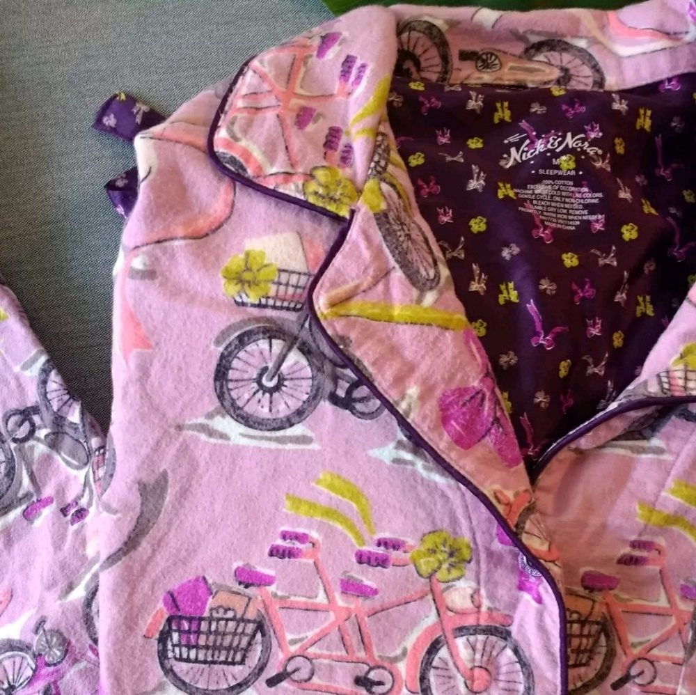 Nick & Nora Winter Bicycles flannel pajamas - Picture 5 of 8